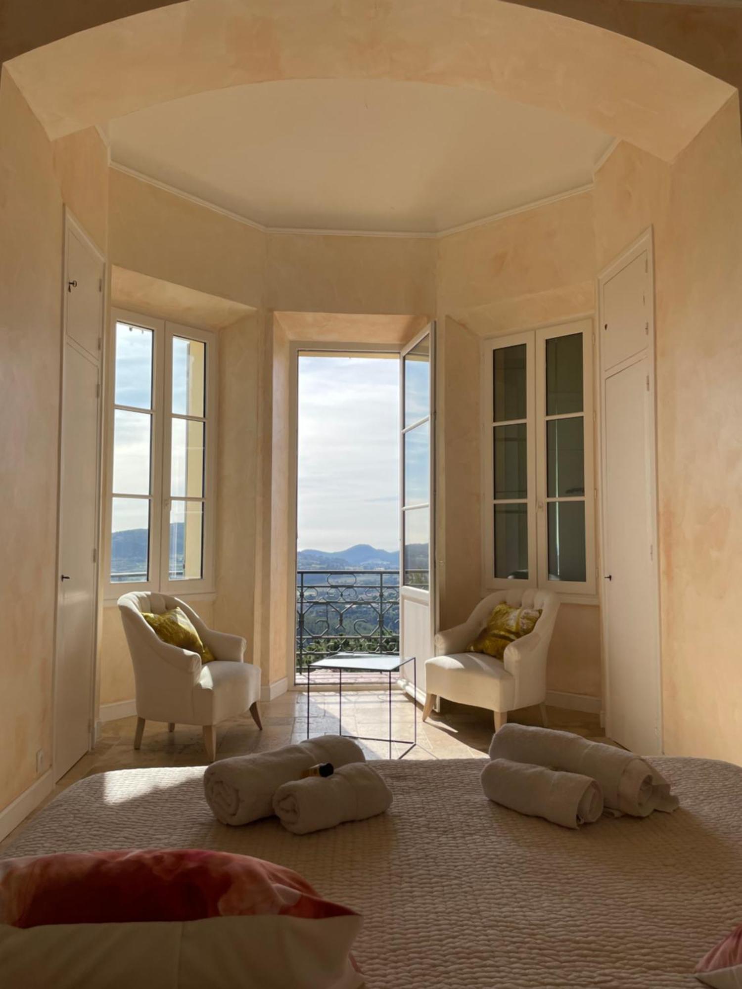 Le Chateau Des Costes Le Castellet  Exterior foto